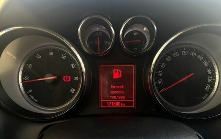 Opel Astra J, 2013 год, 820 000 рублей, 11 фотография