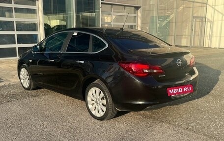 Opel Astra J, 2013 год, 820 000 рублей, 6 фотография