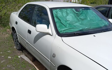 Toyota Camry, 1993 год, 250 000 рублей, 1 фотография