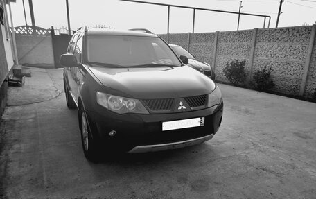 Mitsubishi Outlander III рестайлинг 3, 2007 год, 1 200 000 рублей, 1 фотография
