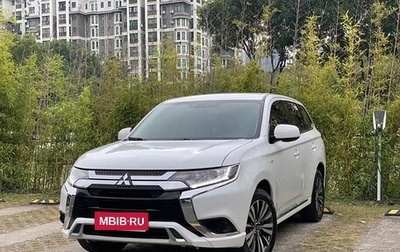 Mitsubishi Outlander III рестайлинг 3, 2021 год, 1 745 000 рублей, 1 фотография