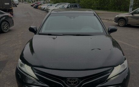 Toyota Camry, 2019 год, 2 430 000 рублей, 1 фотография