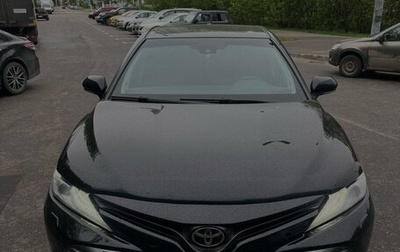 Toyota Camry, 2019 год, 2 430 000 рублей, 1 фотография
