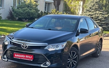 Toyota Camry, 2016 год, 2 335 000 рублей, 1 фотография