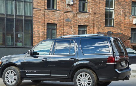 Lincoln Navigator, 2012 год, 3 600 000 рублей, 2 фотография