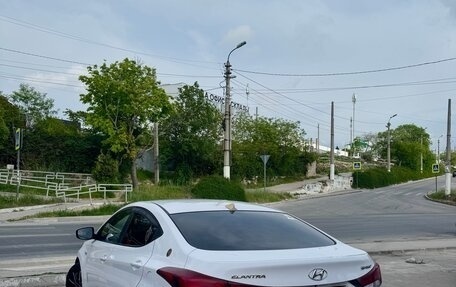 Hyundai Elantra V, 2015 год, 1 700 000 рублей, 3 фотография