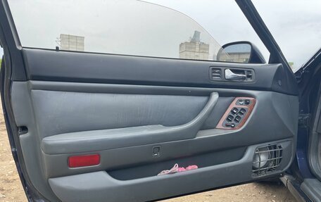 Honda Legend II, 1994 год, 800 000 рублей, 15 фотография