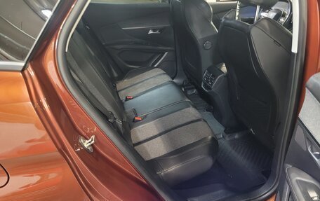 Peugeot 3008 II, 2018 год, 1 649 000 рублей, 10 фотография