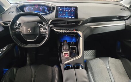 Peugeot 3008 II, 2018 год, 1 649 000 рублей, 8 фотография
