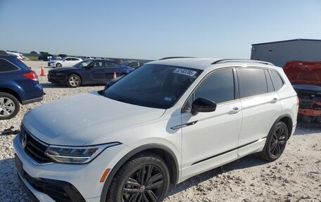 Volkswagen Tiguan II, 2021 год, 3 030 000 рублей, 2 фотография