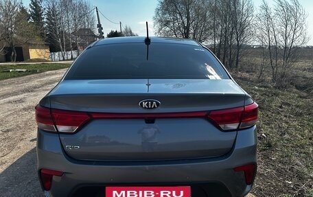 KIA Rio IV, 2018 год, 1 300 000 рублей, 5 фотография