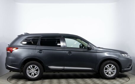 Mitsubishi Outlander III рестайлинг 3, 2019 год, 2 030 000 рублей, 4 фотография