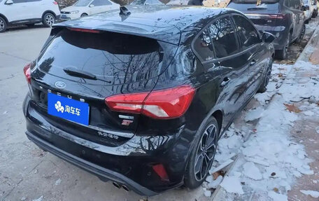 Ford Focus IV, 2021 год, 1 350 000 рублей, 3 фотография