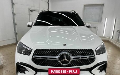 Mercedes-Benz GLE, 2024 год, 13 500 000 рублей, 3 фотография