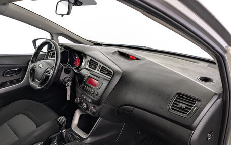 KIA cee'd III, 2014 год, 1 050 000 рублей, 13 фотография