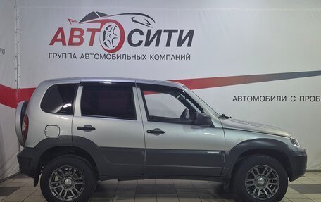 Chevrolet Niva I рестайлинг, 2015 год, 639 000 рублей, 8 фотография