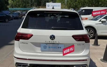Volkswagen Tiguan II, 2022 год, 2 600 999 рублей, 4 фотография