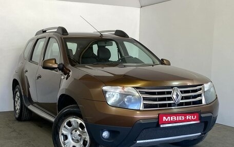 Renault Duster I рестайлинг, 2014 год, 829 000 рублей, 1 фотография