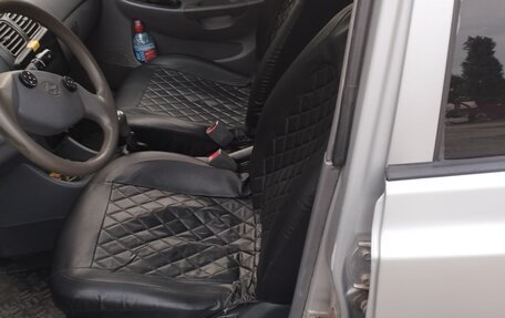 Hyundai Accent II, 2001 год, 300 000 рублей, 4 фотография