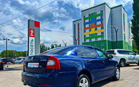 Skoda Octavia, 2011 год, 745 000 рублей, 2 фотография