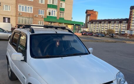 Chevrolet Niva I рестайлинг, 2011 год, 470 000 рублей, 3 фотография