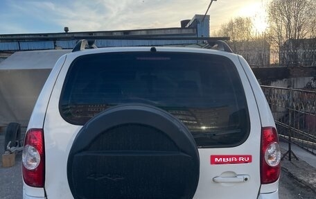 Chevrolet Niva I рестайлинг, 2011 год, 470 000 рублей, 6 фотография
