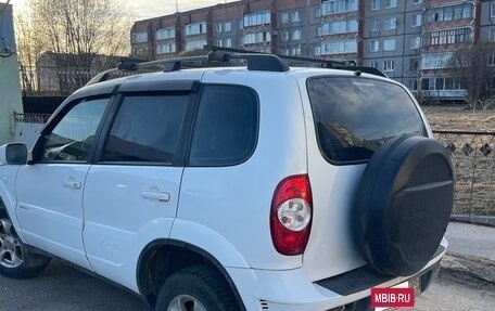 Chevrolet Niva I рестайлинг, 2011 год, 470 000 рублей, 7 фотография