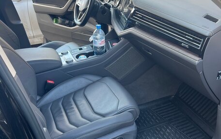 Volkswagen Touareg III, 2021 год, 6 650 000 рублей, 15 фотография
