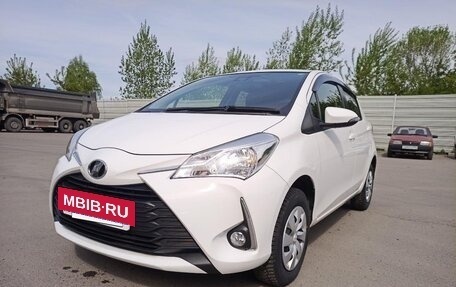 Toyota Vitz, 2019 год, 1 090 000 рублей, 4 фотография