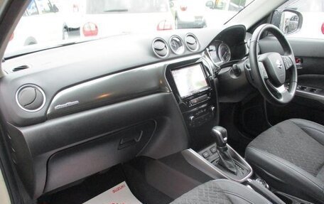 Suzuki Escudo IV, 2022 год, 1 770 000 рублей, 6 фотография