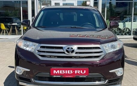Toyota Highlander III, 2012 год, 2 500 000 рублей, 3 фотография