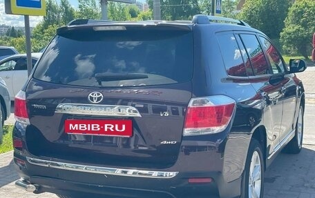 Toyota Highlander III, 2012 год, 2 500 000 рублей, 5 фотография