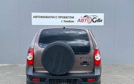 Chevrolet Niva I рестайлинг, 2017 год, 785 000 рублей, 5 фотография