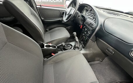 Chevrolet Niva I рестайлинг, 2017 год, 785 000 рублей, 9 фотография