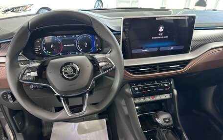 Skoda Kodiaq I, 2024 год, 4 390 000 рублей, 19 фотография