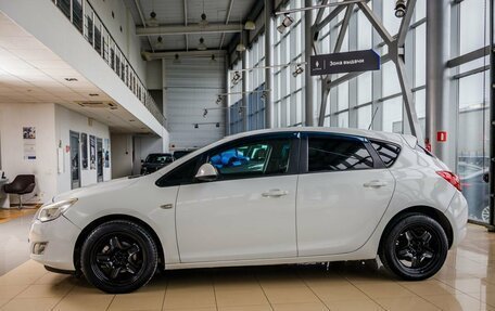 Opel Astra J, 2011 год, 768 000 рублей, 6 фотография