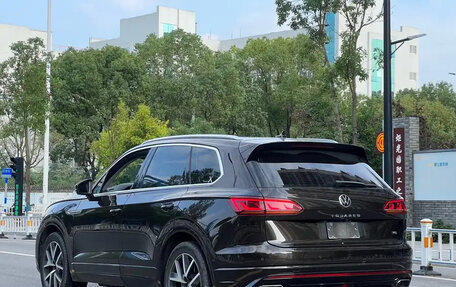 Volkswagen Touareg III, 2021 год, 4 770 000 рублей, 8 фотография
