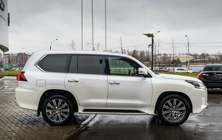 Lexus LX III, 2017 год, 7 800 000 рублей, 6 фотография