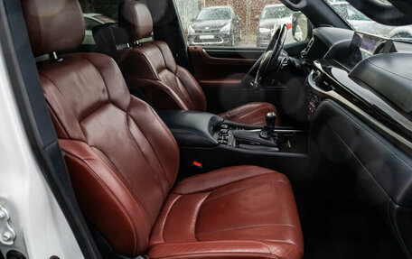 Lexus LX III, 2017 год, 7 800 000 рублей, 13 фотография