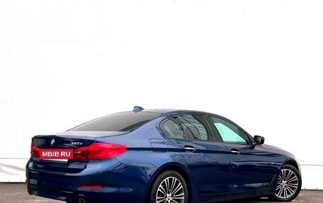 BMW 5 серия, 2017 год, 3 287 800 рублей, 2 фотография