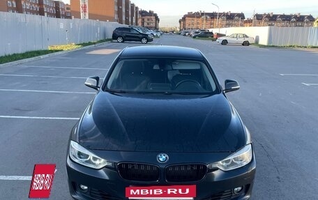 BMW 3 серия, 2013 год, 1 570 000 рублей, 3 фотография
