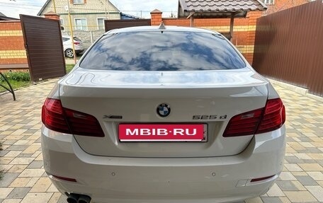 BMW 5 серия, 2014 год, 2 350 000 рублей, 4 фотография