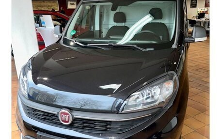 Fiat Doblo II рестайлинг, 2022 год, 2 390 000 рублей, 2 фотография