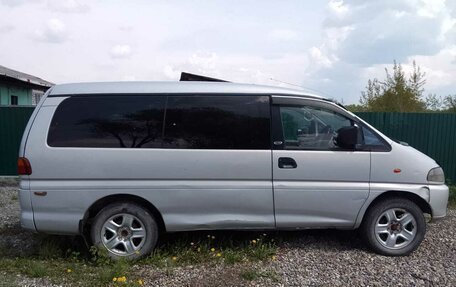 Mitsubishi Delica IV, 1996 год, 270 000 рублей, 3 фотография