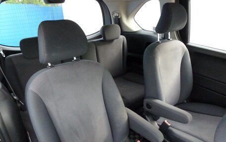 Honda Freed I, 2010 год, 956 000 рублей, 17 фотография