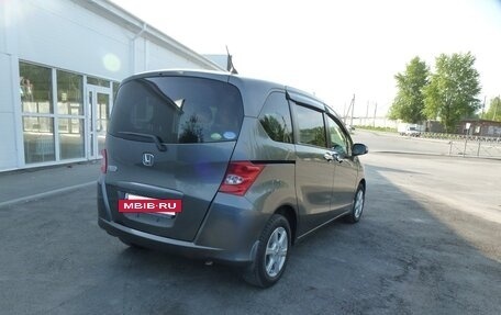 Honda Freed I, 2010 год, 956 000 рублей, 11 фотография