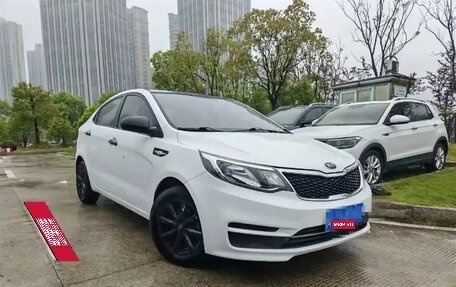 KIA Rio IV, 2021 год, 990 000 рублей, 3 фотография