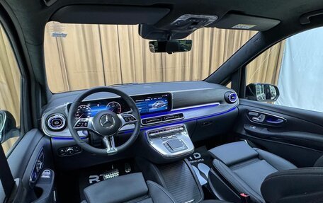 Mercedes-Benz V-Класс, 2024 год, 13 400 000 рублей, 10 фотография