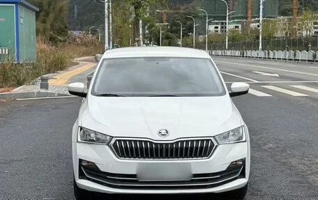 Skoda Rapid II, 2021 год, 1 115 000 рублей, 2 фотография