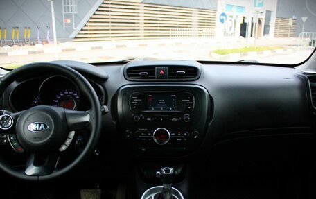 KIA Soul II рестайлинг, 2016 год, 1 388 000 рублей, 6 фотография